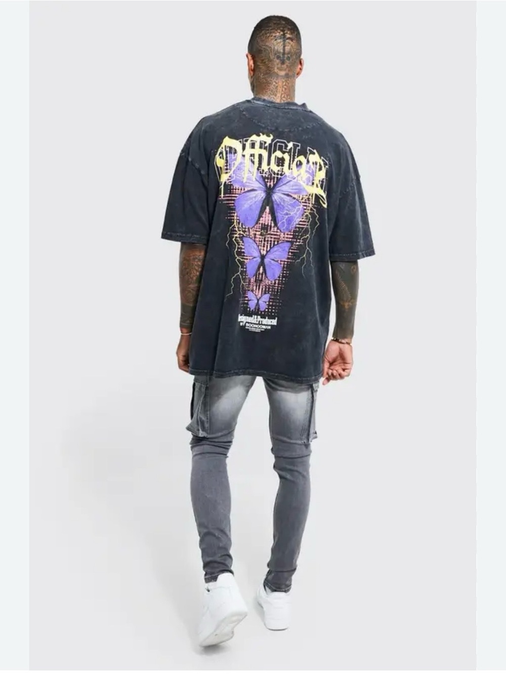 Boohooman Oversized Men’s Medium Black Graphic Tee with Purple Butterfly Print